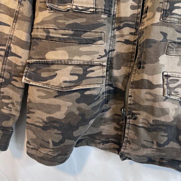 Sanctuary Green Army Camo Print Mock Neck Cargo Utility Jacket Size Medium - Picture 8 of 14